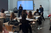 POLIȚIȘTII DIN SĂBĂOANI DE VORBĂ CU COPIII